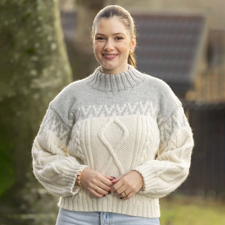 Materialkit: 2502-09 ”Engrapp” – Damtröja i mjuk Viking Wool