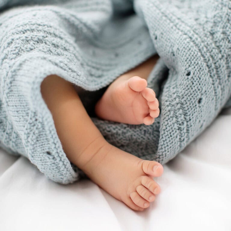 272R-3 Babyfilt i Babygarn eller Pandora