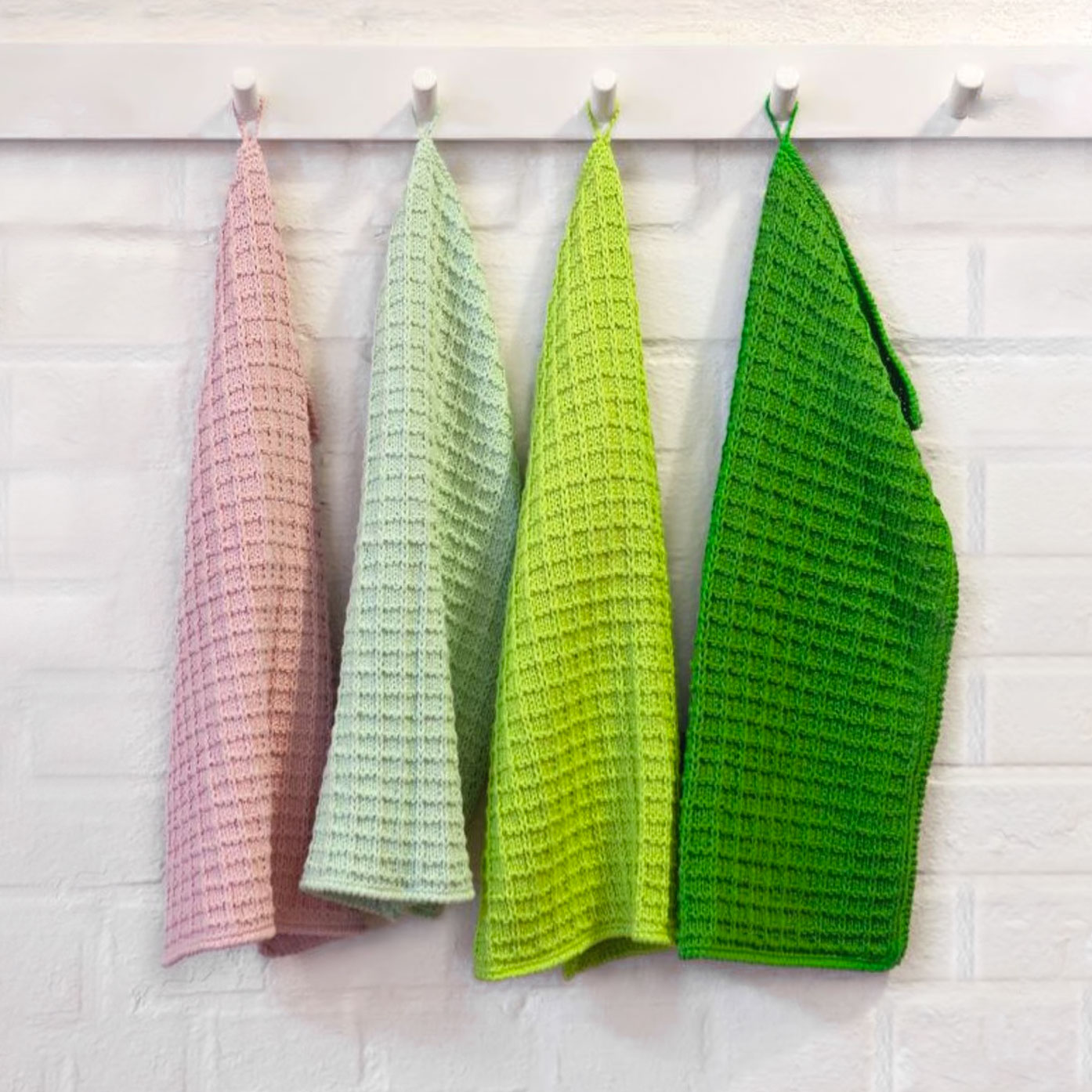 93-1412 Handduk och tvättlapp med våffelmönstrad-struktur