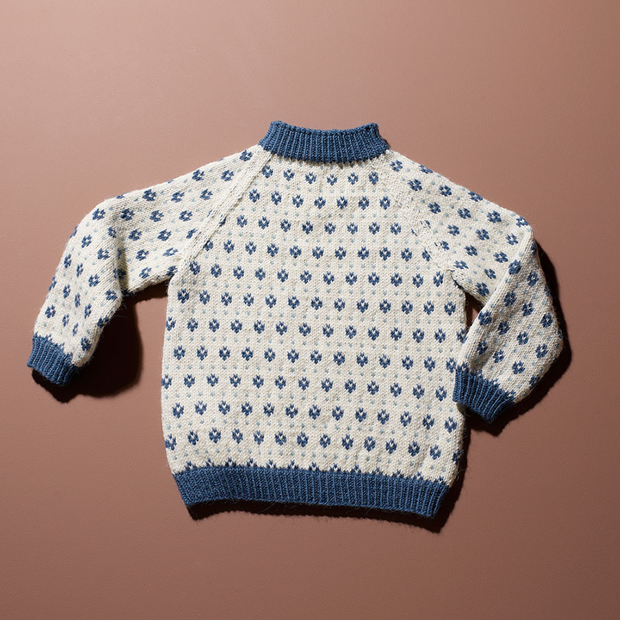 350-3 Blåbärströja i Tumi grån Rauma garn