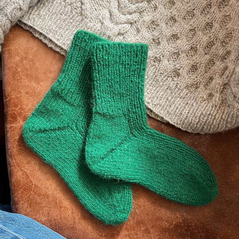 485 Sima ribbsockar / raggsockar i garnet Vandre, 2 år - herr