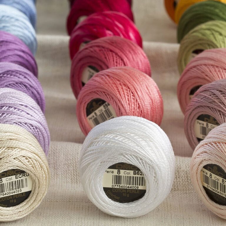DMC Coton Perlé nr 8 - Merceriserat pärlgarn, 10 gr