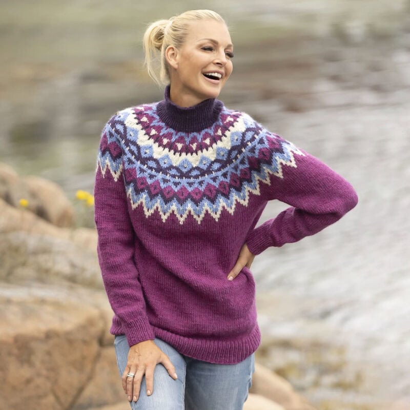 2329-1d Kraft – mönsterstickad tröja