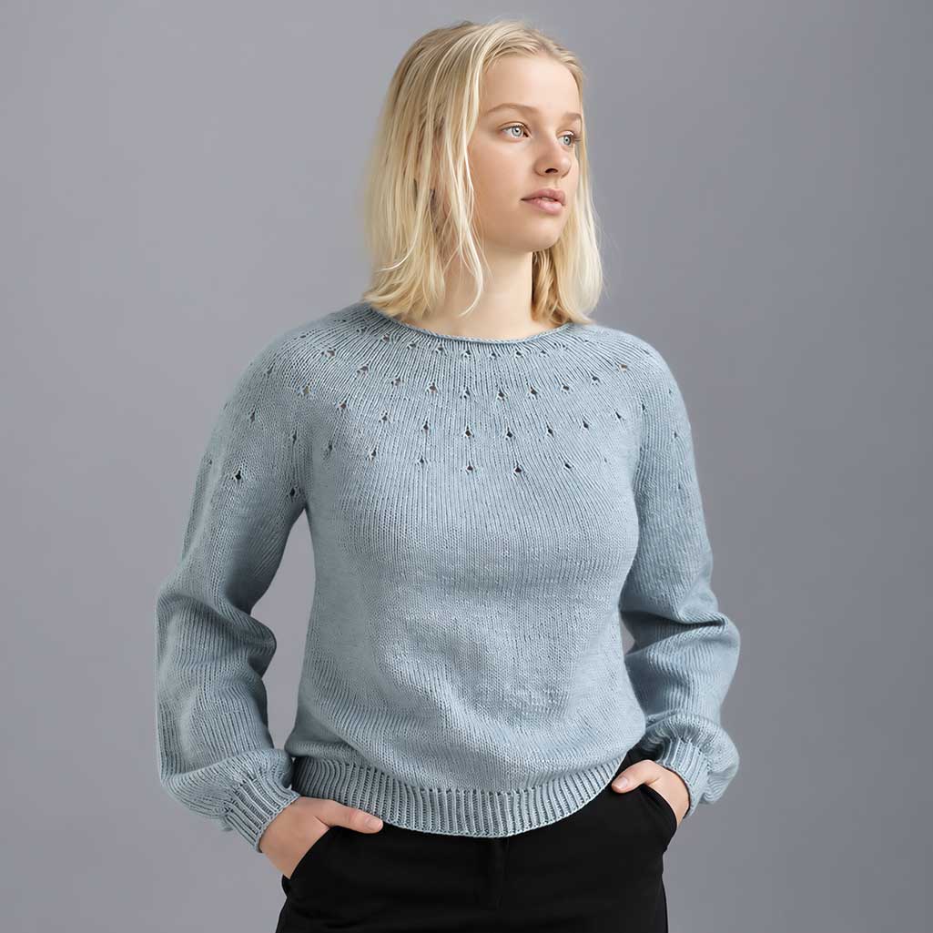 791706 Aura – tröja med dekorativt ok